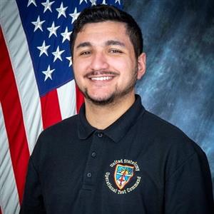 Armando spotlight